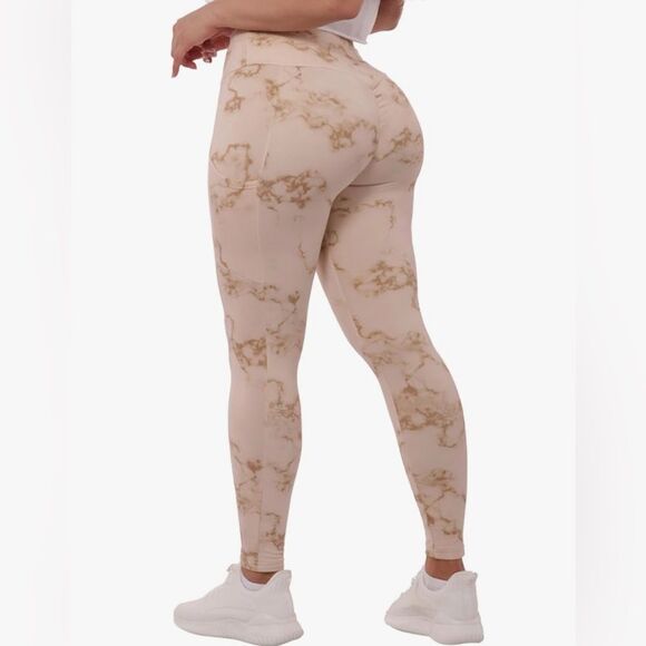 Butt lifting cream and mocha fleece lined leggings so the pockets size small NWT - Picture 2 of 9